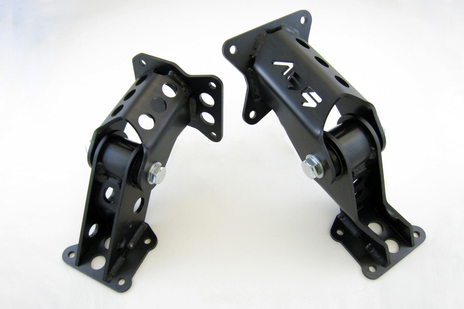 Supports moteur Volvo 740/940 pour moteurs M104/M103/OM606/OM603 - Performance-shop