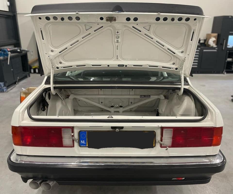 X-brace arrière BMW E30 – Performance-shop